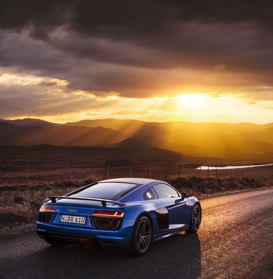  Audi R8 V10 Plus 2016 года  (AU) (фото 12 из 16)
